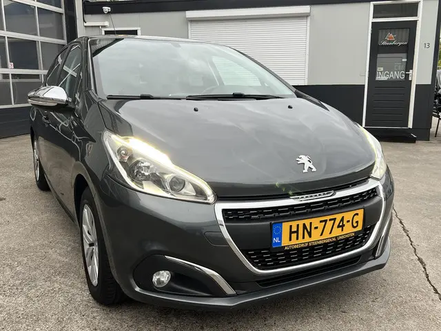 Peugeot 208 3