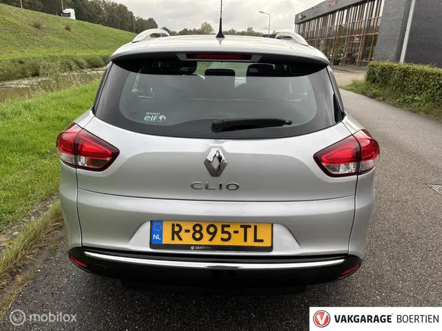 Renault Clio Estate 0.9 TCe Limited 2020 Benzine 6