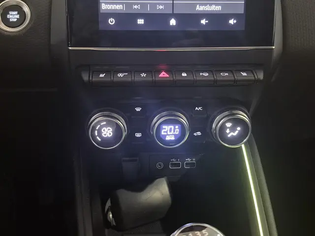 Mitsubishi Colt 1.0T Instyle 2024 Benzine 12