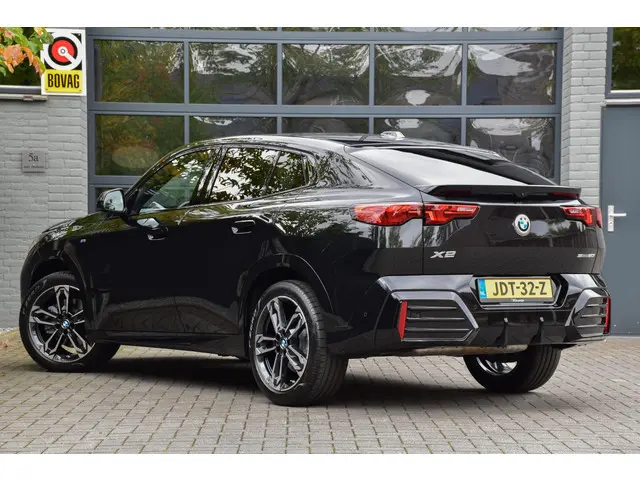 BMW X2 sDrive20i 2024 Benzine 4