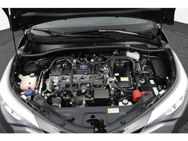 Toyota C-HR 1.8 Hybrid Style 2021 Hybride Benzine 35