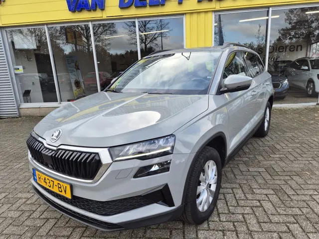 Škoda Karoq 1.0 TSI Business Edition 2022 Benzine 6