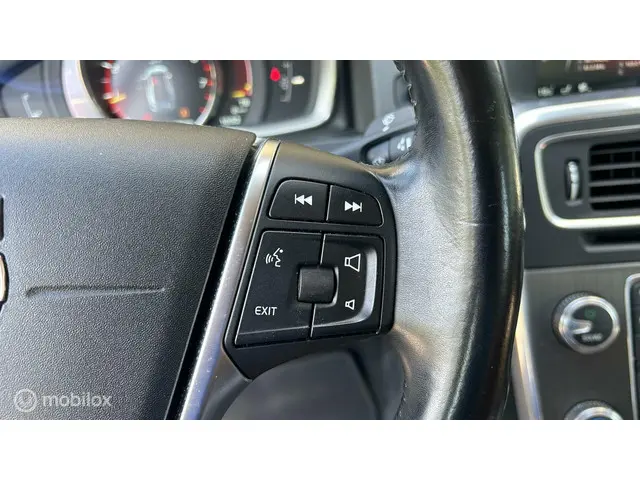 Volvo S60 1.6 T3 Summum 2015 Benzine 8