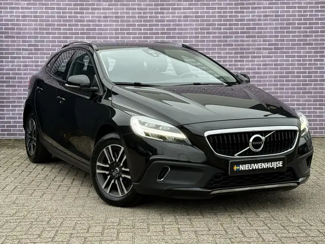 Volvo V40 Cross Country 2.0 T3 Momentum 2017 Benzine 15