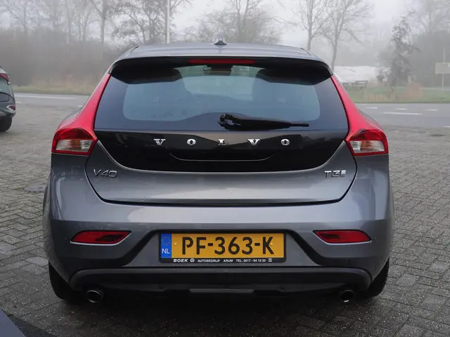 Volvo V40 2.0 T3 Nordic+ 2017 Benzine 9