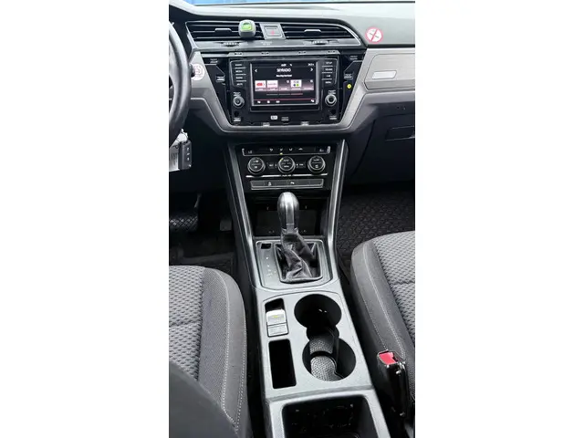 Volkswagen Touran 2.0 TDI SCR Comfortline 2016 Diesel 11