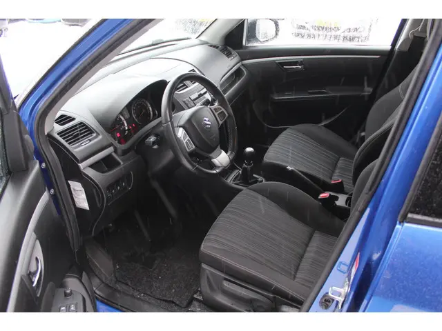 Suzuki Swift 1.2 Bandit EASSS 2016 Benzine 9