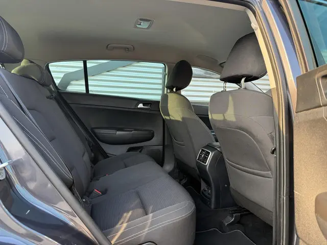 Kia Sportage 1.6 GDI First Edition 2016 Benzine 10