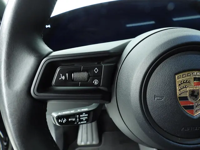 Porsche Taycan Cross Turismo 4 93 kWh 2022 Elektrisch 13