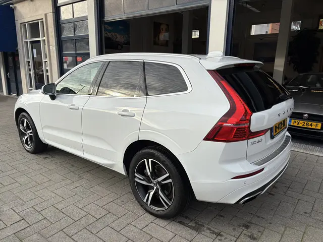 Volvo XC60 2.0 T6 AWD Inscription R-Design 2018 Benzine 3