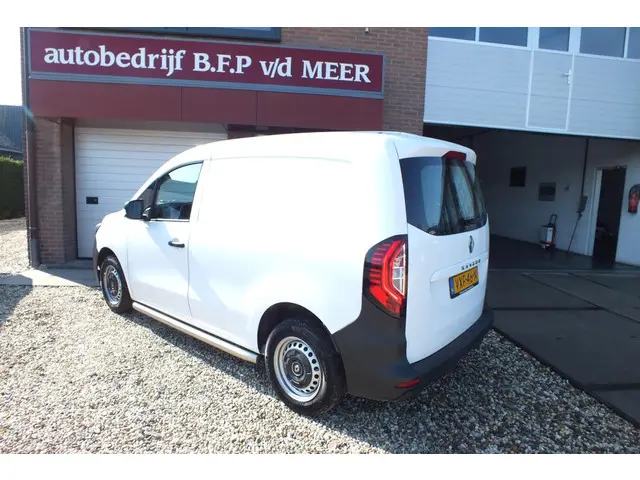 Renault Kangoo 1.5 Blue dCi 75 Comfort L1 2023 Diesel 2