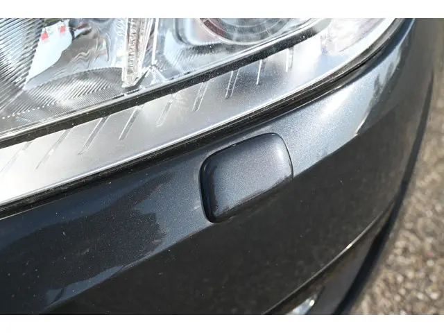 Volvo V70 2.0 T4 Dynamic Edition 2015 Benzine 52