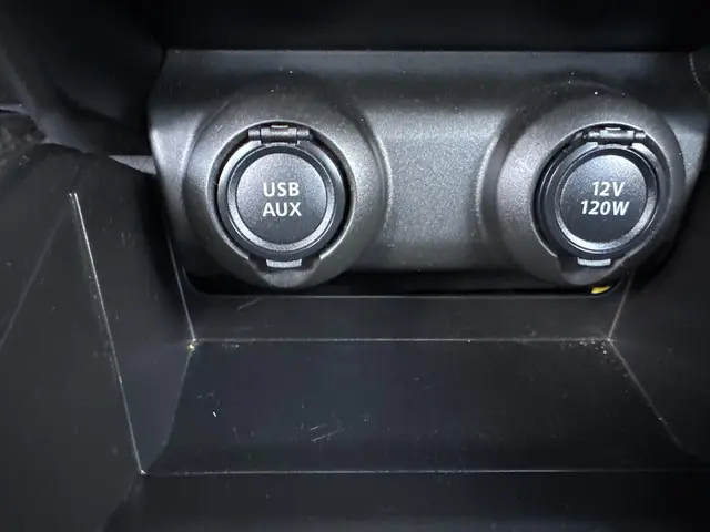 Suzuki Swift 1.2 Comfort Smart Hybrid 2023 Benzine 16