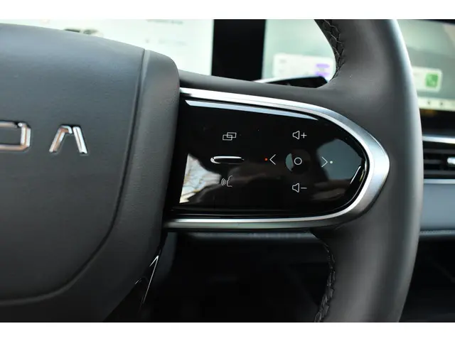 Omoda 5 SHS SHS-H Premium 2026 Hybride Benzine 24