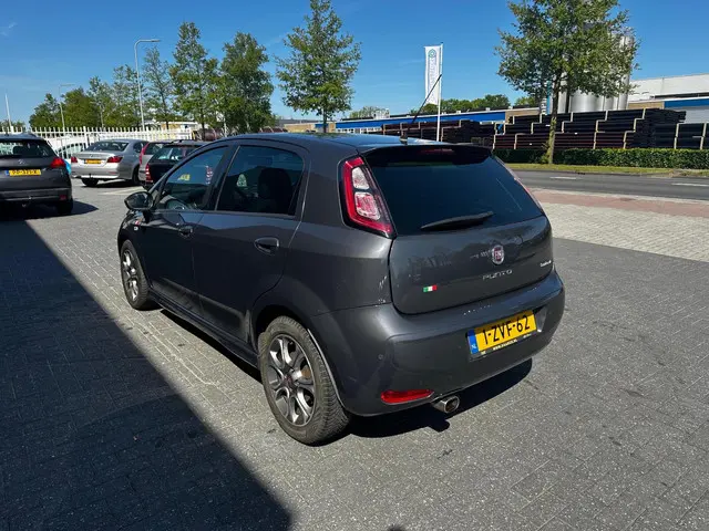 Fiat Punto Evo 0.9 TwinAir Racing 2015 Benzine 7