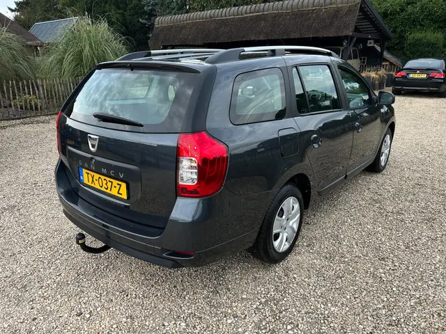 Dacia Logan Airco, trekhaak 2017 Benzine 3