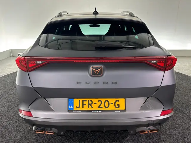 CUPRA Formentor 1.4 TSI e-Hybrid 2023 Hybride Benzine 27