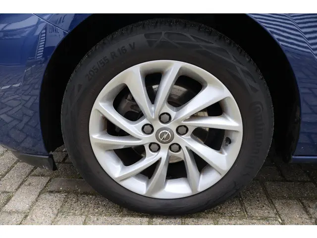 Opel Astra 1.2 Edition 2020 Benzine 18