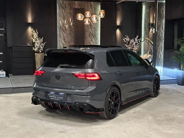 Volkswagen Golf 2