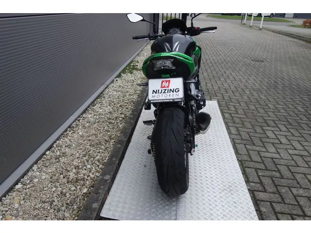Kawasaki Z900 PERFORMANCE 2018 Benzine 5