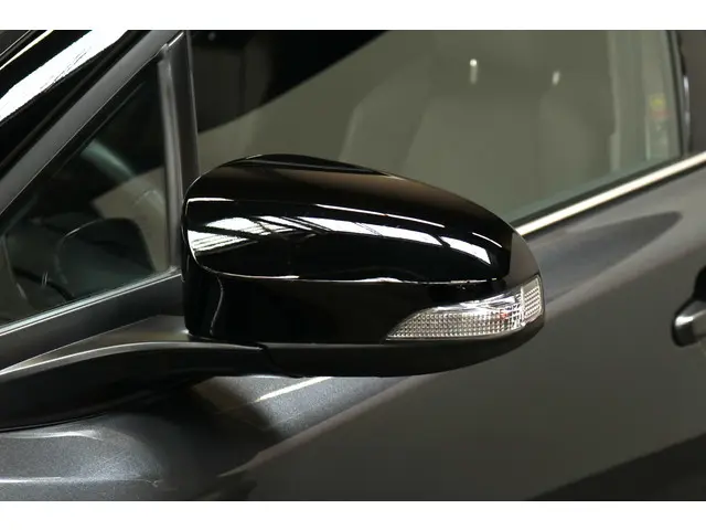 Toyota C-HR 2.0 Hybrid Executive 2021 Hybride Benzine 9