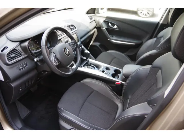 Renault Kadjar 1.2 TCe Bose 2018 Benzine 20