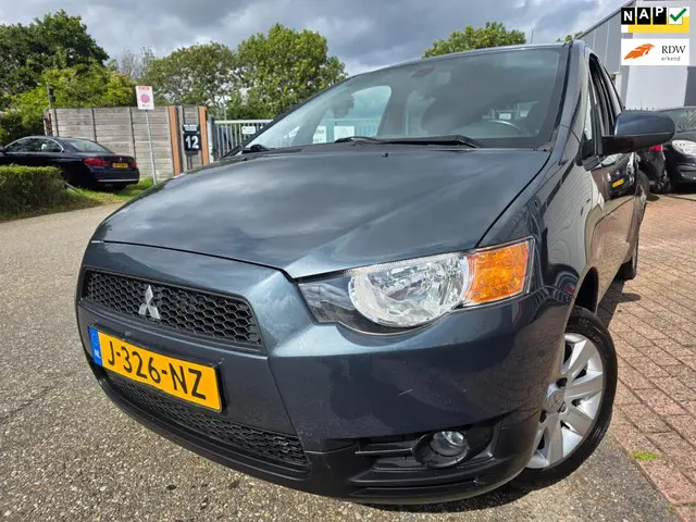 Mitsubishi Colt 1.3 Edition Two 2012 Benzine