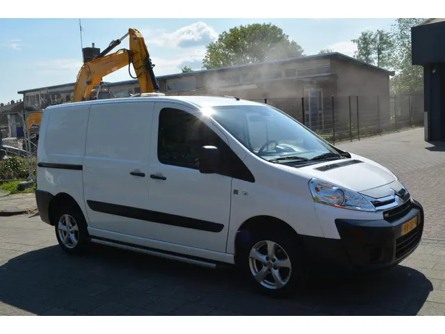 Citroën Jumpy 2.0 HDI Dangel 4X4 2016 Diesel 28