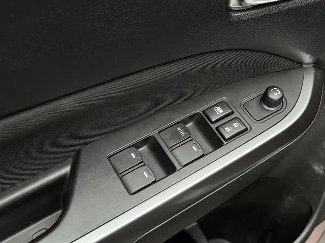 Suzuki Vitara 1.4 Boosterjet Stijl 2019 Benzine 15