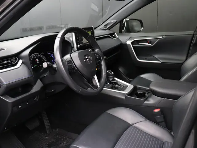 Toyota RAV4 2.5 Hybrid Bi-Tone 2020 Hybride Benzine 9