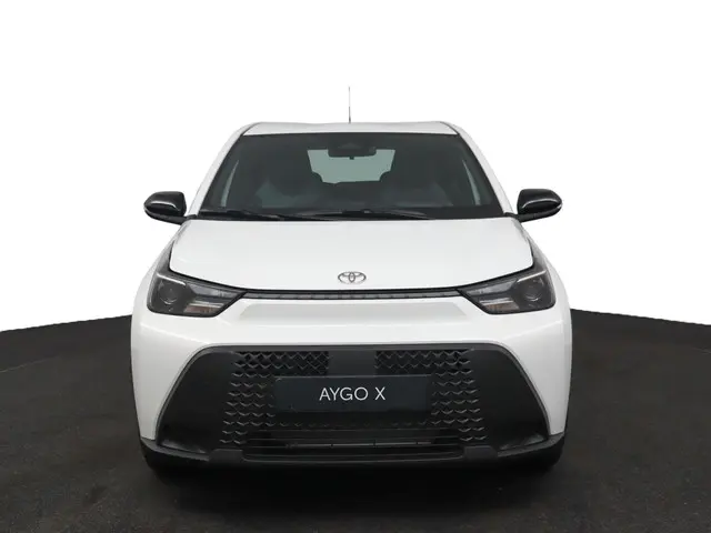 Toyota Aygo X Hybrid 115 play 2026 Hybride Benzine 14