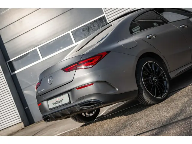 Mercedes-Benz CLA 250 e AMG 2020 Hybride Benzine 22