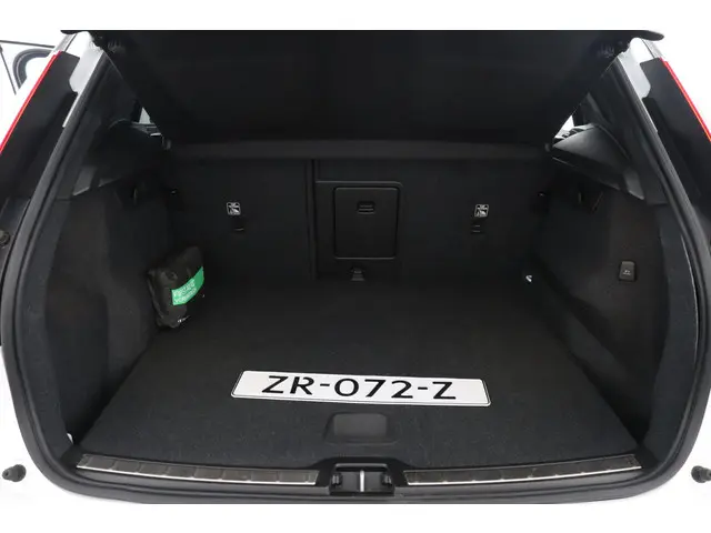 Volvo XC40 1.5 T3 R-Design 2019 Benzine 37