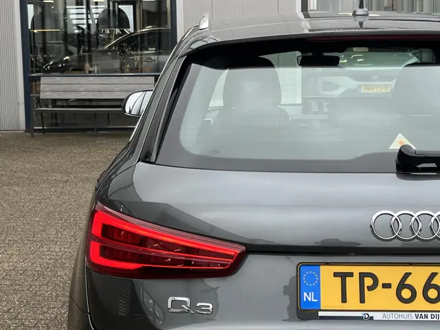 Audi Q3 1.4 TFSI CoD Sport Advance Sport 2018 Benzine 41