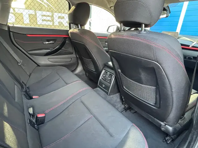 BMW 4 Serie Gran Coupé 420i M Sport-Line 2016 Benzine 14