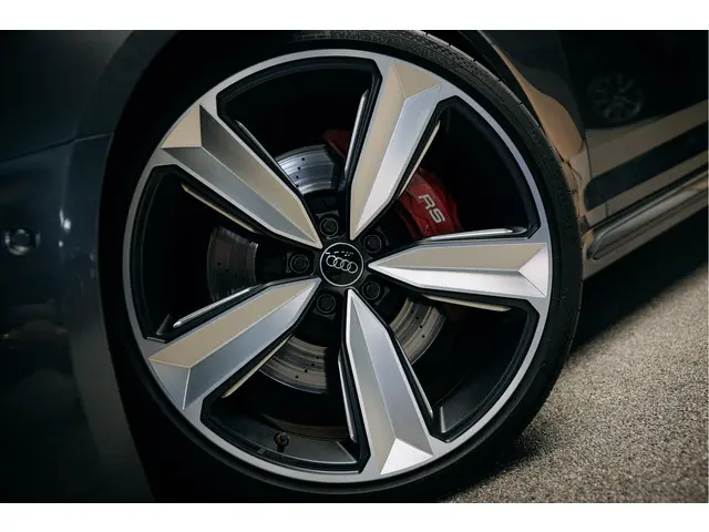 Audi RS4 2.9 TFSI RS 4 quattro 2018 Benzine 3