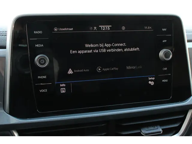 Volkswagen T-Roc 1.5 TSI DSG Style 2023 Benzine 23