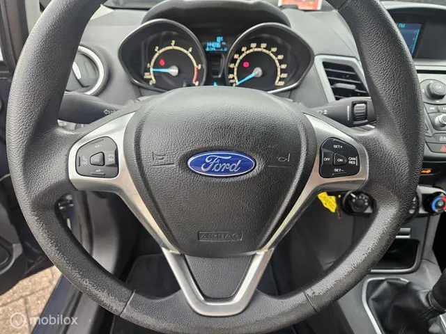 Ford Fiesta 1.6 TDCi Lease Style 2014 Diesel 14