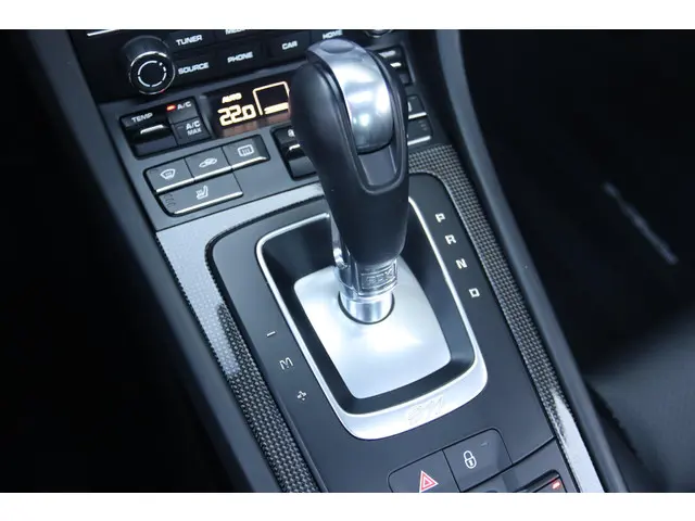 Porsche 911 3.0 CARRERA 4S PDK *BTW* 2017 Benzine 28