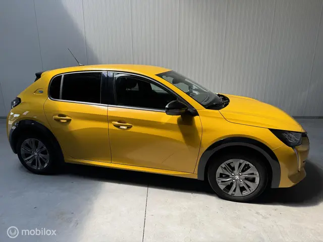 Peugeot e-208 EV 50 kWh Automaat 2022 Elektrisch 7