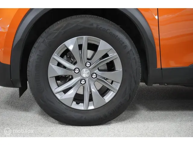 Peugeot 2008 1.2 PureTech GT | Automaat | 2022 Benzine 9