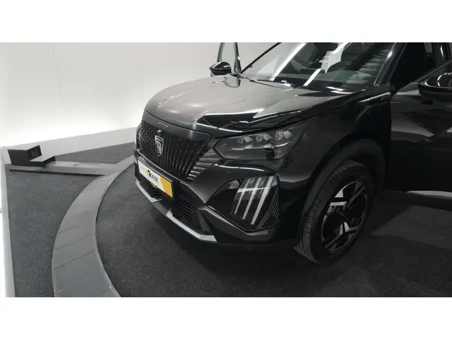 Peugeot 2008 PureTech 130 EAT8 GT 2024 Benzine 19