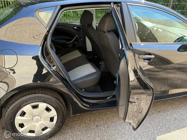 SEAT Ibiza 1.0 MPI Reference weinig KM 2015 Benzine 7