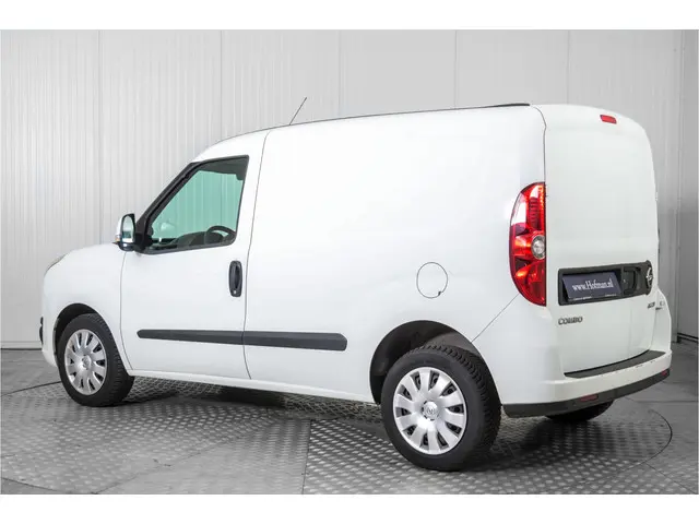 Opel Combo 1.3 CDTi L1H1 ecoFLEX Sport 2015 Diesel 6