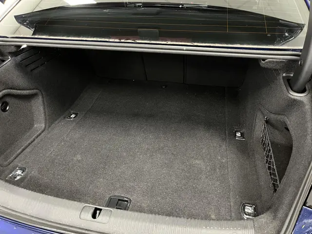 Audi A4 Limousine 40 TFSI Business Edition 2020 Benzine 9