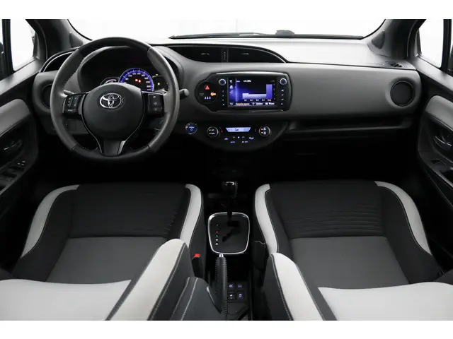 Toyota Yaris 1.5 Hybrid Dynamic 2016 Hybride Benzine 4