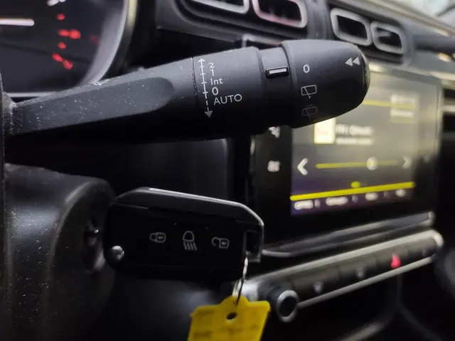 Citroën C3 1.2 PureTech Shine 2017 Benzine 7