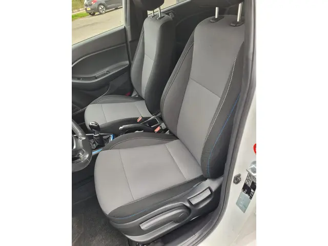 Hyundai i20 1.0 T-GDI Go! 2016 2016 Benzine 16