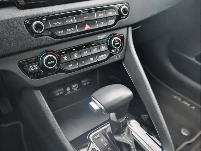 Kia Niro 1.6 GDi Hybrid Edition 2018 Hybride Benzine 18