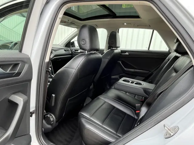 Volkswagen T-Roc 1.5 TSI Style 2019 Benzine 28